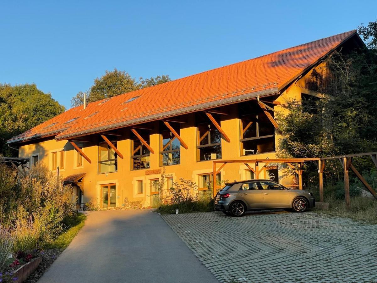 La Ferme Des Arêtes La Chaux De Fonds